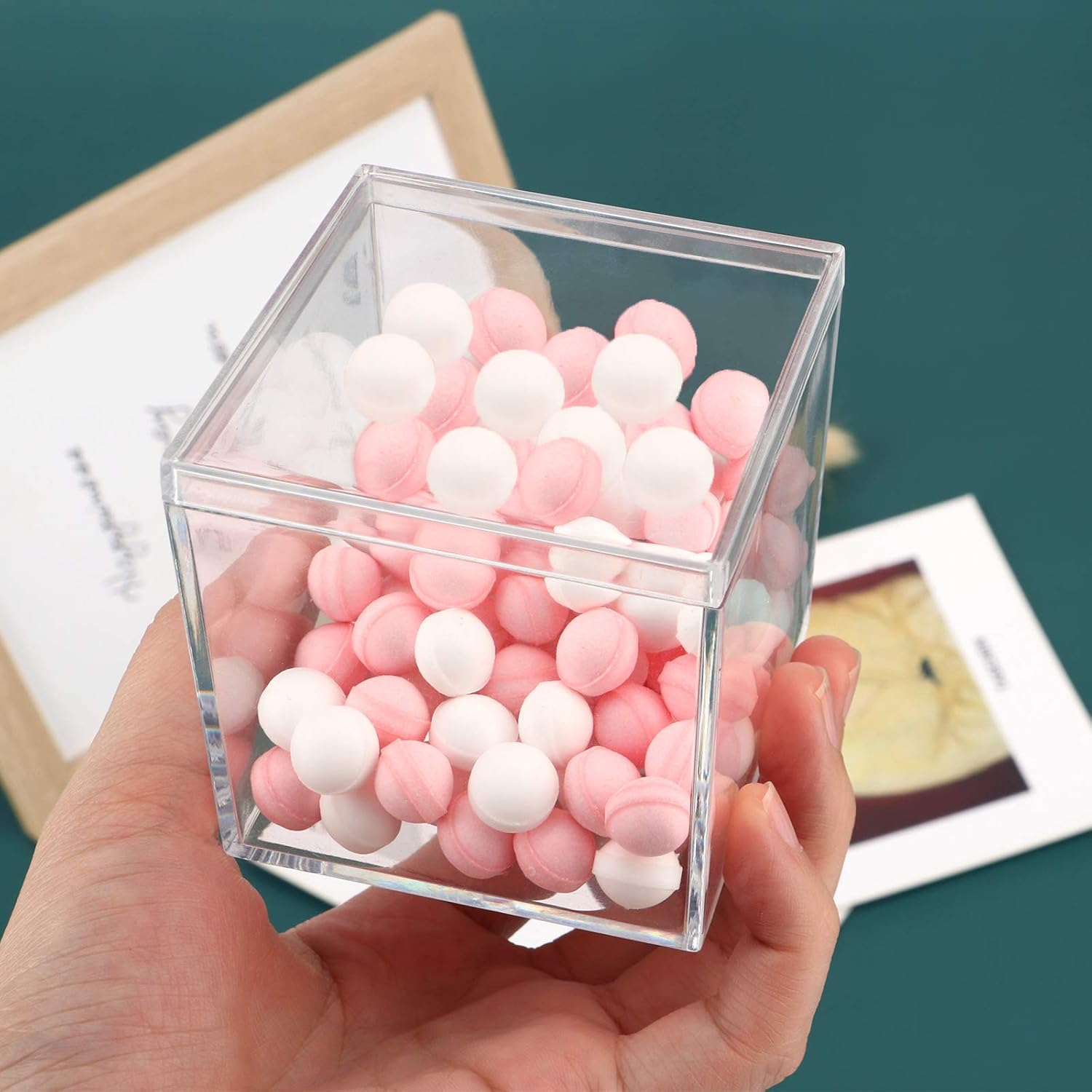 dedoot Small Acrylic Box with Lid 2.2x2.2x1.3 Inch, 4 Pack Suqare Plastic Box Acrylic Storage Cube Boxes Candy Container for Candy, Jewelry Accessories, Tiny Items